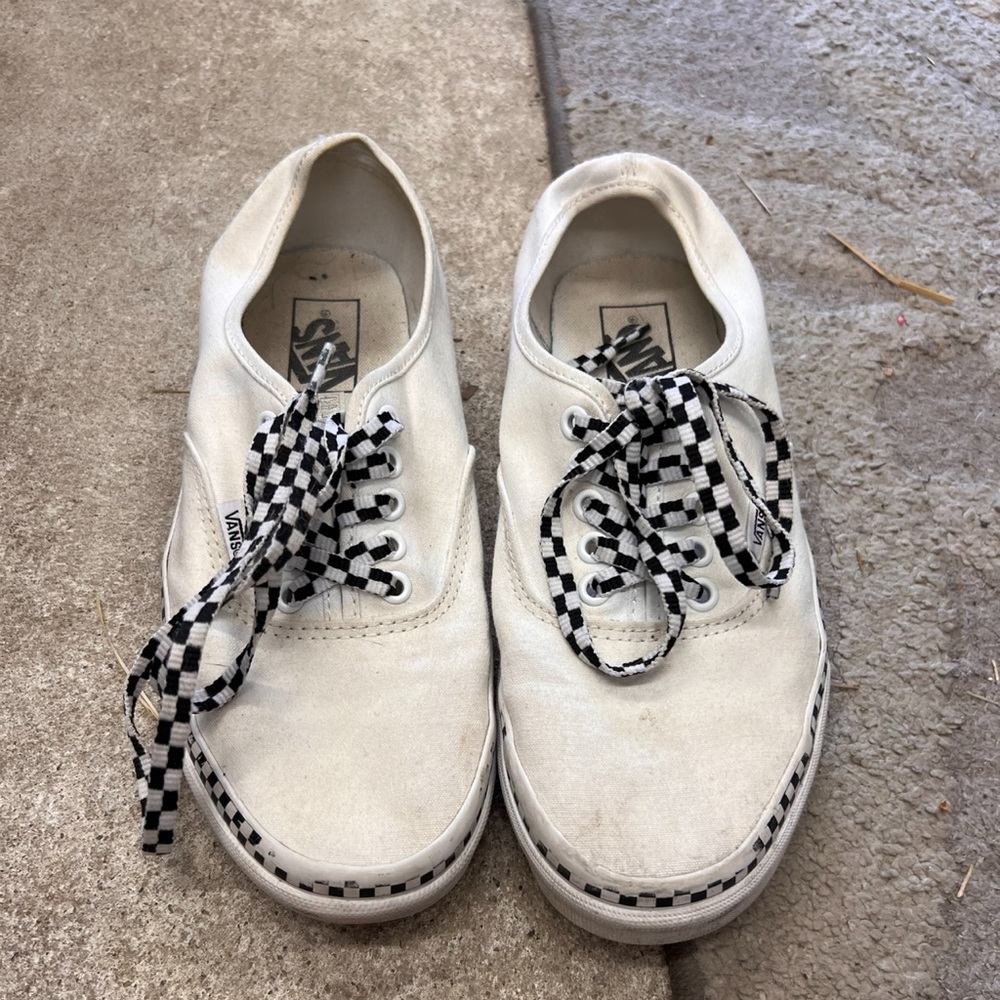 white vans with checkered laces and sides